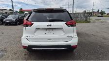 2017 Nissan Rogue SV, AWD, ONLY 36,000KMS, LOADED, LOW KMS, CERT - Photo 4