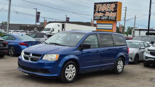 2013 Dodge Grand Caravan SXT, STOWNGO, NEEDS ALTERNATOR, AS IS S