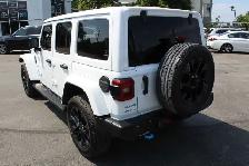 2022 Jeep Wrangler 4xe Unlimited Sahara 4XE plug-in hybrid brown - Photo 3