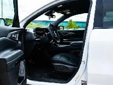 2026 Chevrolet Traverse LT 2.5L | Heated Steering Wheel - Photo 16