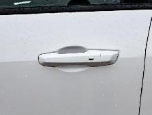 2026 Chevrolet Traverse LT 2.5L | Heated Steering Wheel - Photo 8