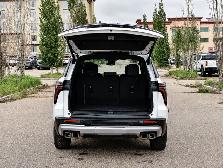 2026 Chevrolet Traverse LT 2.5L | Heated Steering Wheel - Photo 15