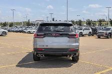2026 GMC Acadia Elevation | Panoramic Sunroof | HD Surround - Photo 7