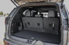 2026 GMC Acadia Elevation | Panoramic Sunroof | HD Surround - Photo 8