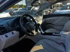 2014 Toyota Venza 4dr Wgn AWD - Photo 15
