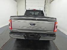 2023 Ford F-150 LARIAT | V8 | BIG TIRES AND RIMS | CLEAN CARFAX - Photo 5