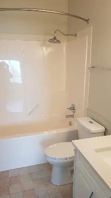 University Condo For Rent - Photo 5