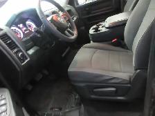 RAM 1500 CLASSIC 2022 EXPRESS V-6 3.6 LITRES 4X4 BEAU LOOK SEULE - Photo 7