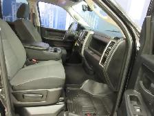 RAM 1500 CLASSIC 2022 EXPRESS V-6 3.6 LITRES 4X4 BEAU LOOK SEULE - Photo 19