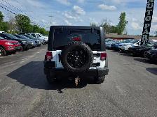 2017 Jeep Wrangler Unlimited Sport - Photo 4