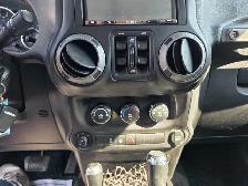 2017 Jeep Wrangler Unlimited Sport - Photo 14