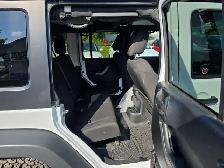 2017 Jeep Wrangler Unlimited Sport - Photo 20