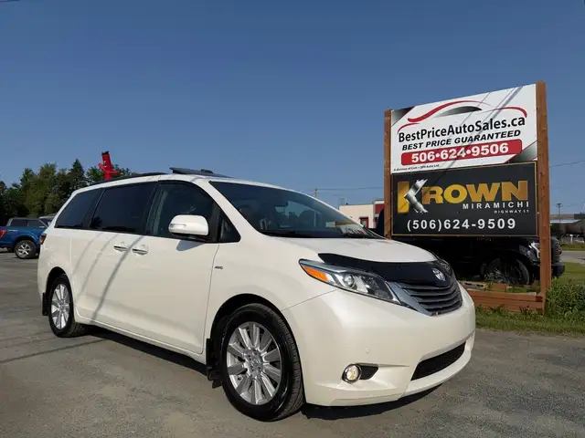 2017 Toyota Sienna 5dr XLE 7-Pass AWD