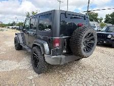 2018 Jeep Wrangler JK Unlimited Sahara - Photo 4