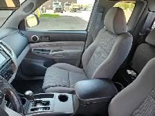 2015 Toyota Tacoma - Photo 17