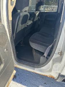 2004 Dodge Ram 1500 SLT QuadCab 4x4 - Photo 9