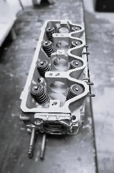 Tête de Moteur (Culasse) Nissan 4 Cylindres 8V – Remise à Neuf ( - Photo 2
