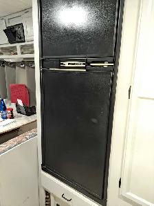 travel trailer for rent - Photo 6