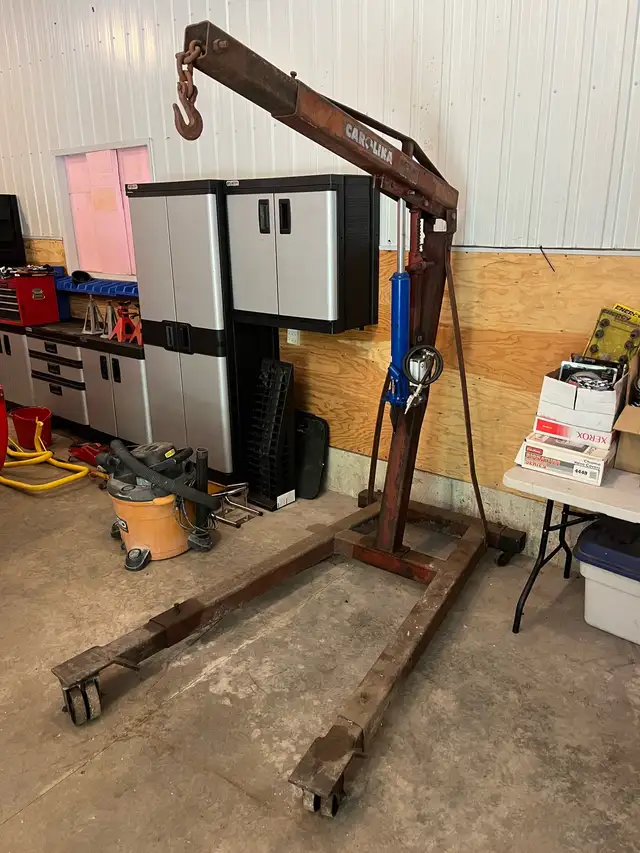 Carolina heavy duty 8 tonne engine hoist