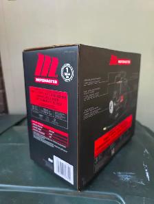 MotoMaster 12V Direct Drive Portable AirCompressor Tire Inflator - Photo 5