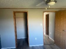 Home for rent Longterm Gull Lake - Photo 8
