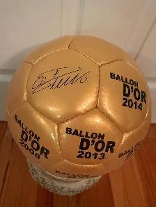 signed Cristiano Ronaldo ball - Photo 3