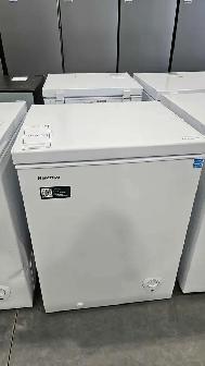Econoplus! Chest & Upright Freezers Open Box from $249.99 - Photo 3