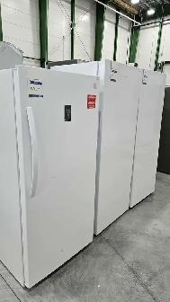 Econoplus! Chest & Upright Freezers Open Box from $249.99 - Photo 4