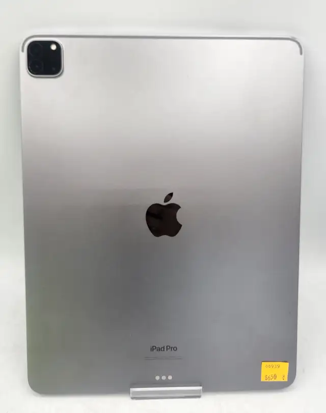 Apple iPad Pro 6th Gen 12.9' 256gb A2436 - No Charger