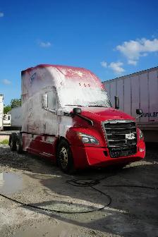 Mobile Truck Wash - Photo 3