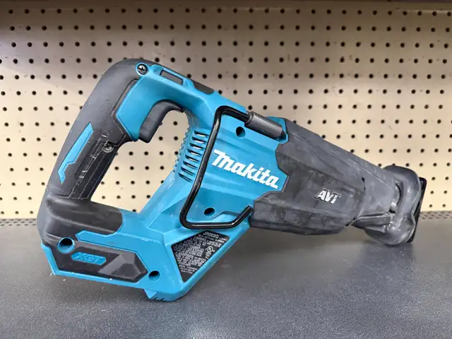 Makita JR002G 36V Brushless XGT/AVT Reciprocating Saw