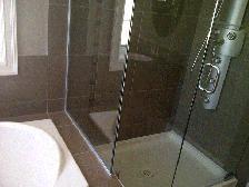 Glass SHOWER DOORs-Good Installer for bathTUB glass doors and ba - Photo 2