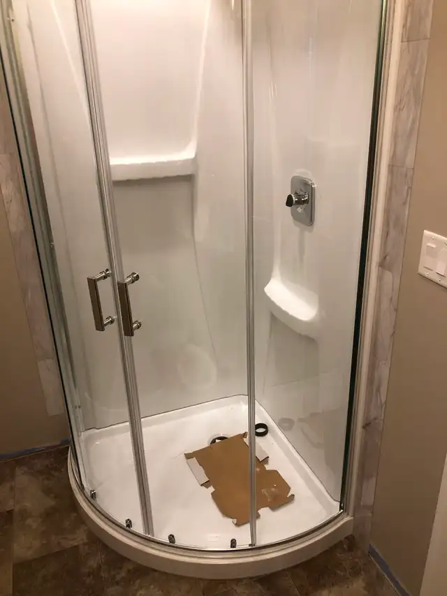 Glass SHOWER DOORs-Good Installer for bathTUB glass doors and ba