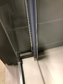 Glass SHOWER DOORs-Good Installer for bathTUB glass doors and ba - Photo 4