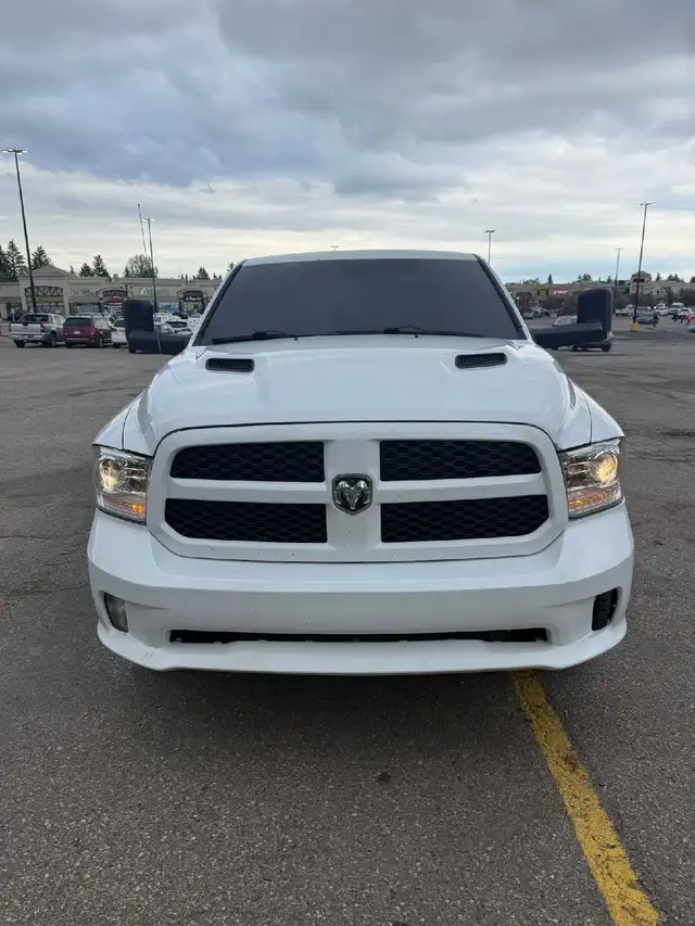2013 RAM 1500 CREW CAB
