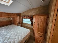 FIFTH WHEEL FOR SALE - Photo 9