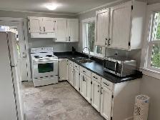AVAILABLE AUGUST 1st - Fully furnished 2 bedroom apartment - Photo 5