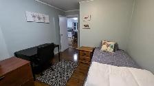 AVAILABLE AUGUST 1st - Fully furnished 2 bedroom apartment - Photo 9