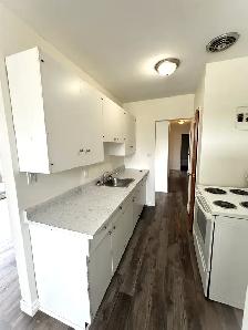North End 2 Bedroom Apartment with Balcony | Utilities Included - Photo 8