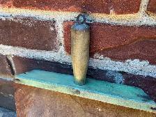 Antique Rustic Metal Dustpan with Green Wooden Handle ! - Photo 3
