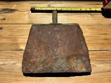 Antique Rustic Metal Dustpan with Green Wooden Handle ! - Photo 8