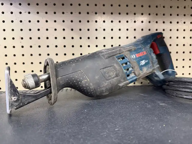 Bosch RS325 Reciprocating Saw