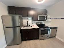 1 Bed   Den, 1 Bath, with 1 Car Parking - Photo 2
