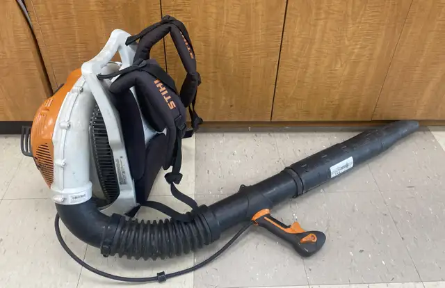 Stihl BR600 Backpack Leaf Blower With Warranty $449