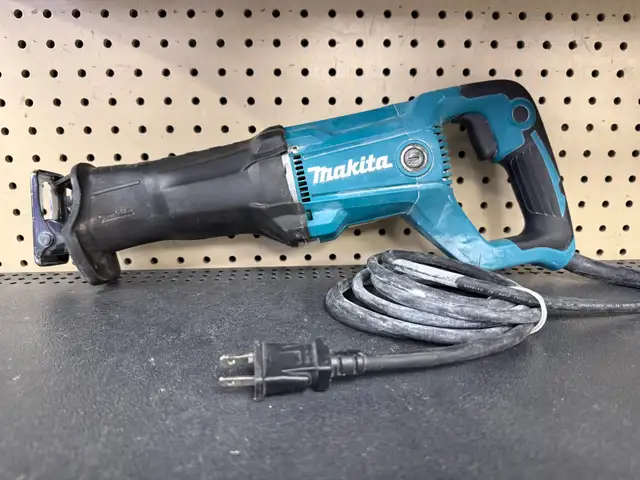 Makita JR3051T Reciprocating Saw