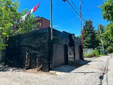 À louer – Garage à louer pour entreposage 550 pi²