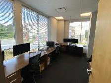 Spacious corner office package