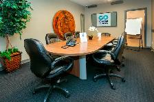 Spacious corner office package - Photo 4