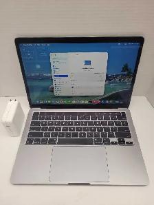Macbook Pro 2022 M2 13' 8GB 500GB SSD