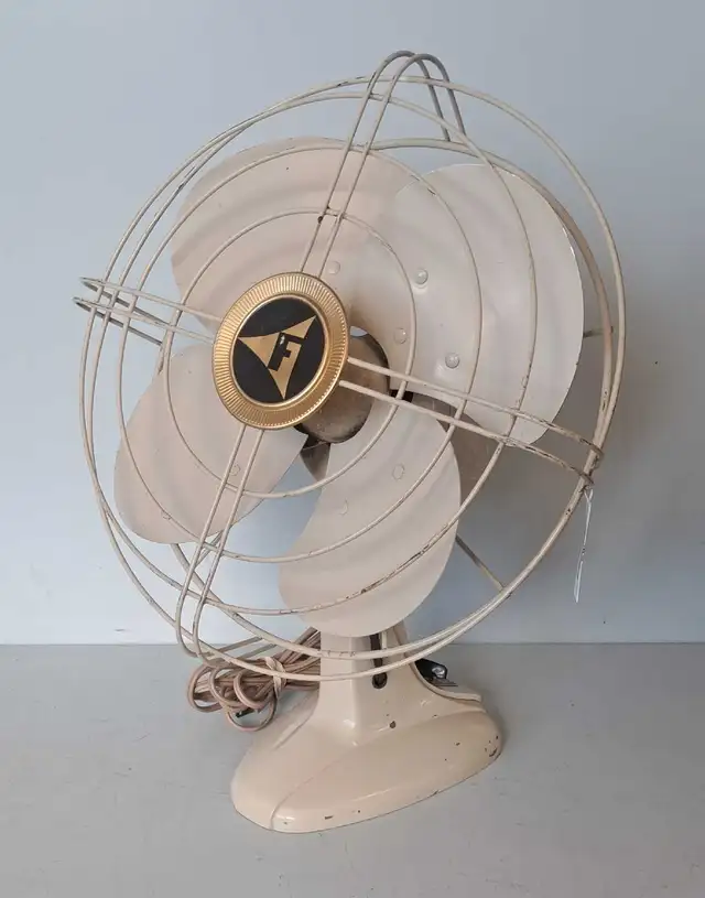 1950's Fasco Y127 Desk Fan (32066242)